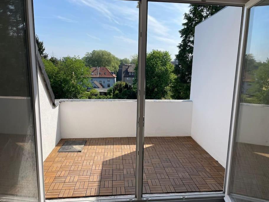 Moderne Ferienwohnung In Gelsenkirchen-Schalke Fuer 1 Bis 7 Personen Mit Terrasse, Ideal Fuer Gruppen & Stadionbesuche 외부 사진