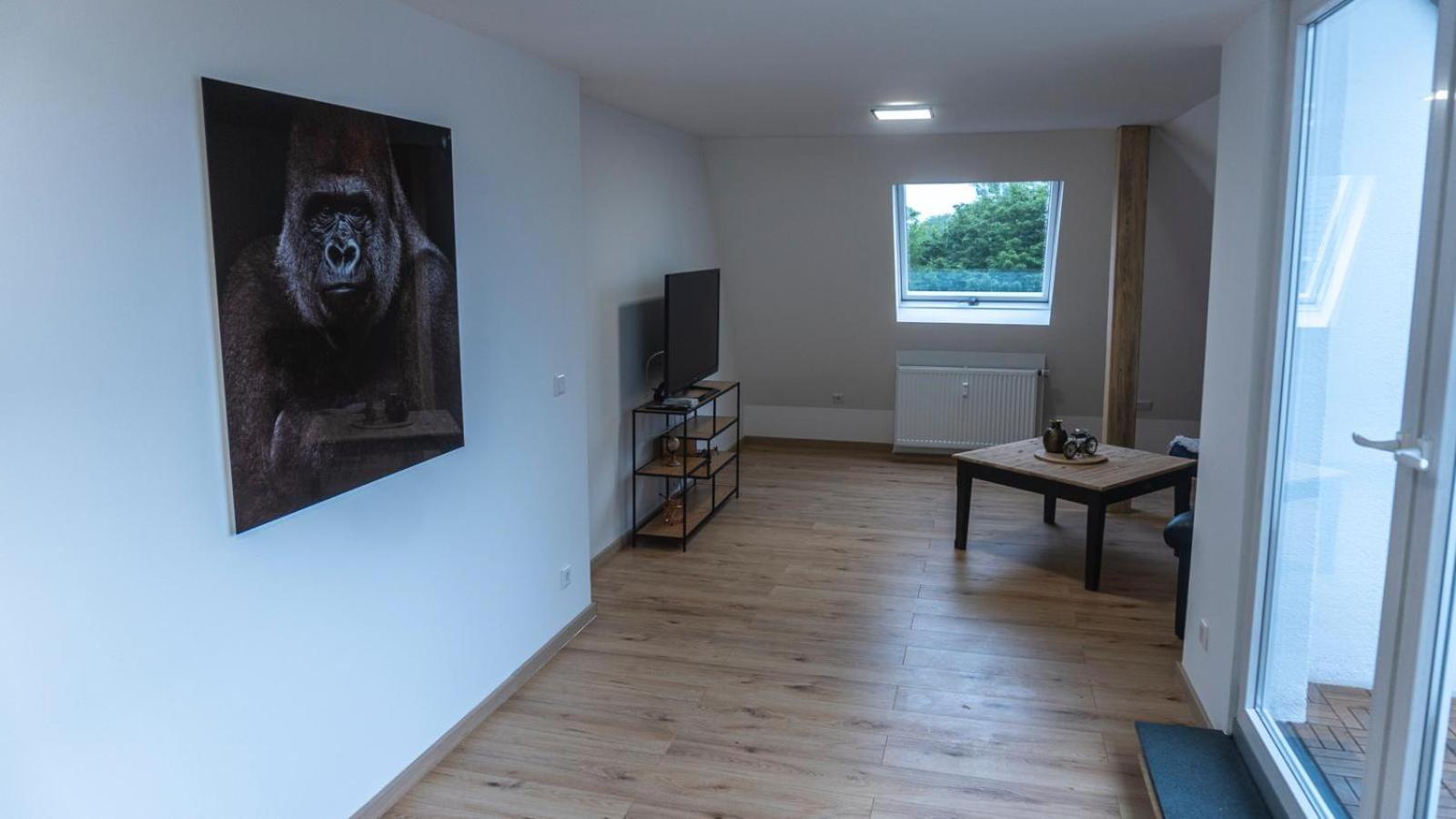 Moderne Ferienwohnung In Gelsenkirchen-Schalke Fuer 1 Bis 7 Personen Mit Terrasse, Ideal Fuer Gruppen & Stadionbesuche 외부 사진